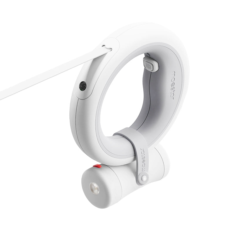 UFO Retractable Leash